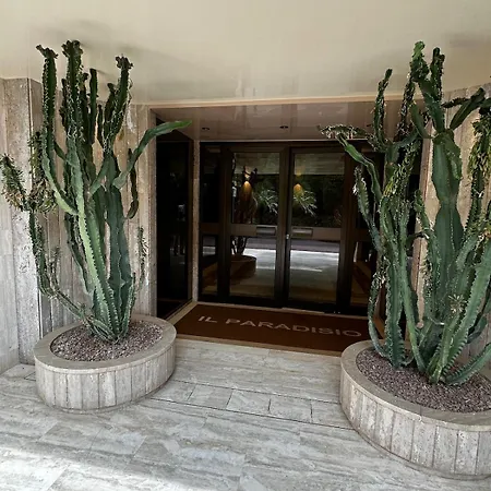 Elegant With Terrace And Lush Garden Apartment Cannes